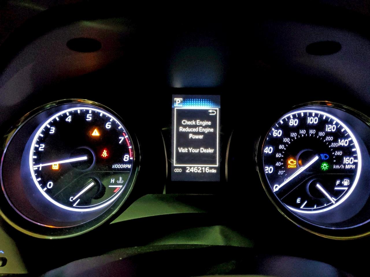 2019 TOYOTA CAMRY L photo 9
