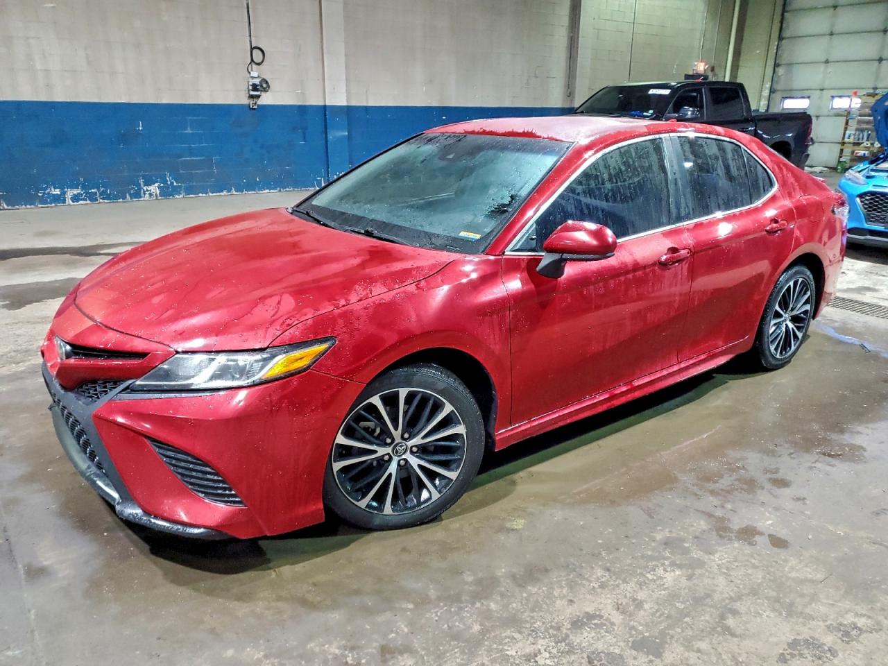 2019 TOYOTA CAMRY