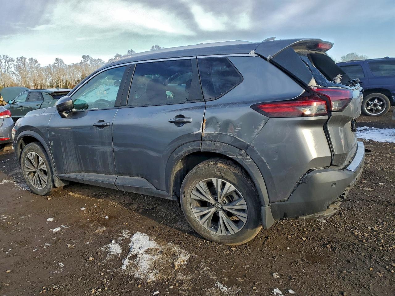 2023 NISSAN ROGUE SV photo 2