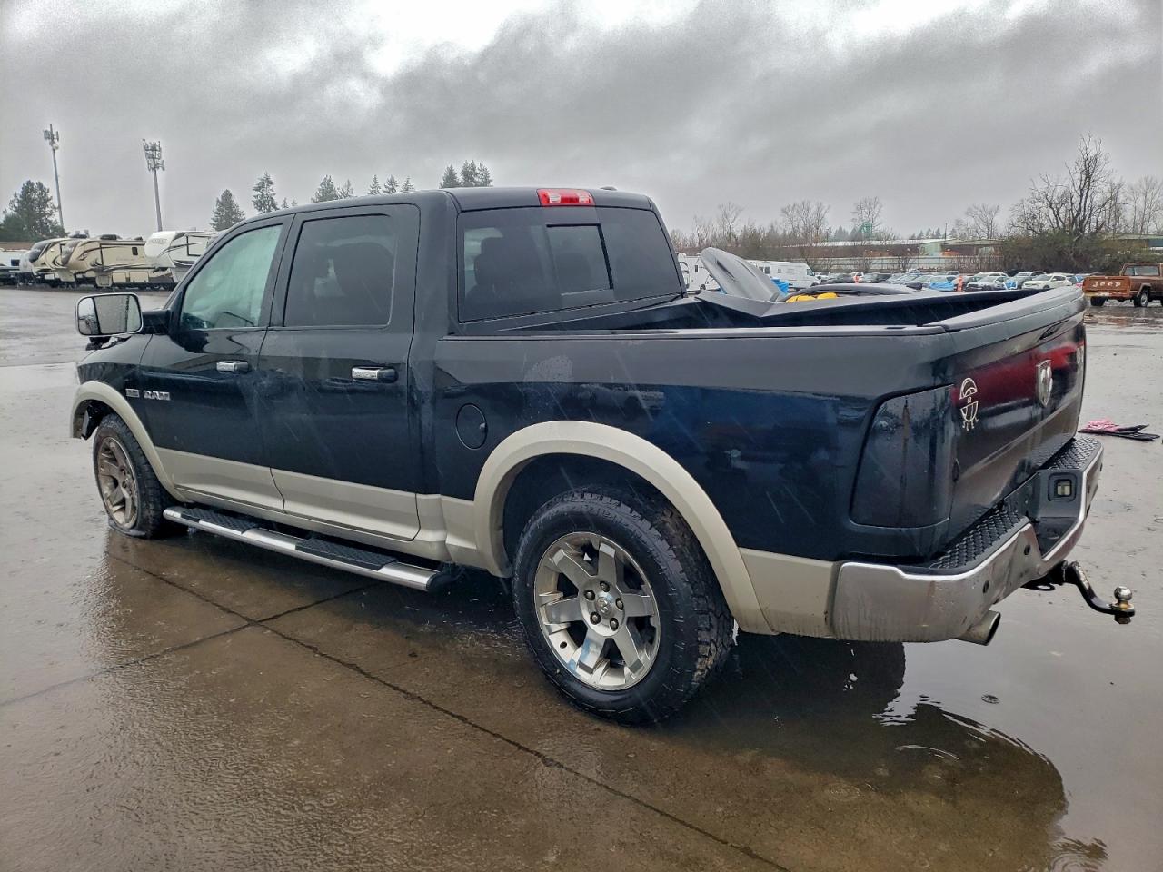 2010 DODGE RAM 1500 photo 2