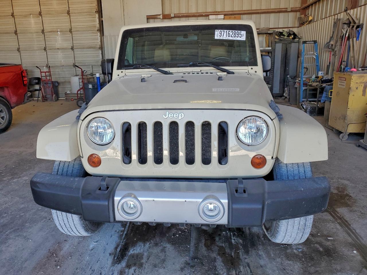 2011 JEEP WRANGLER UNLIMITED SAHARA photo 5