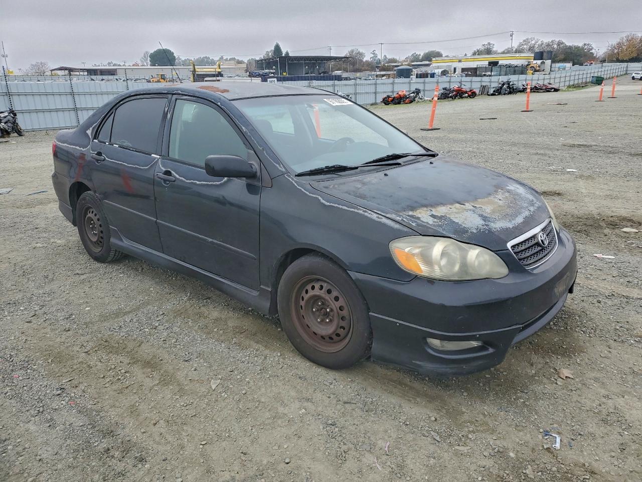 2005 TOYOTA COROLLA CE photo 4