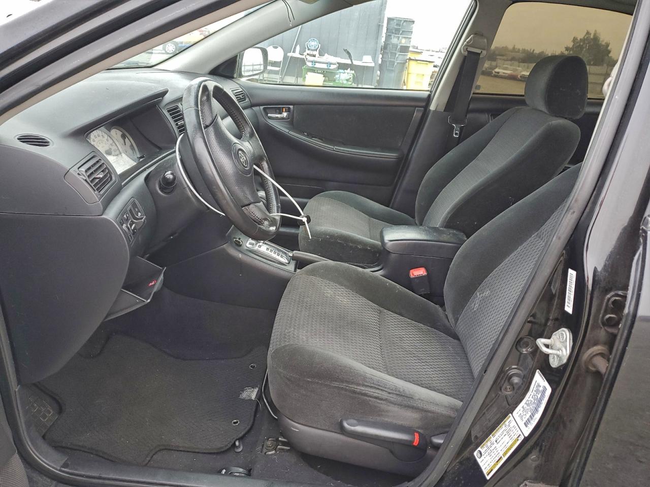 2005 TOYOTA COROLLA CE photo 7