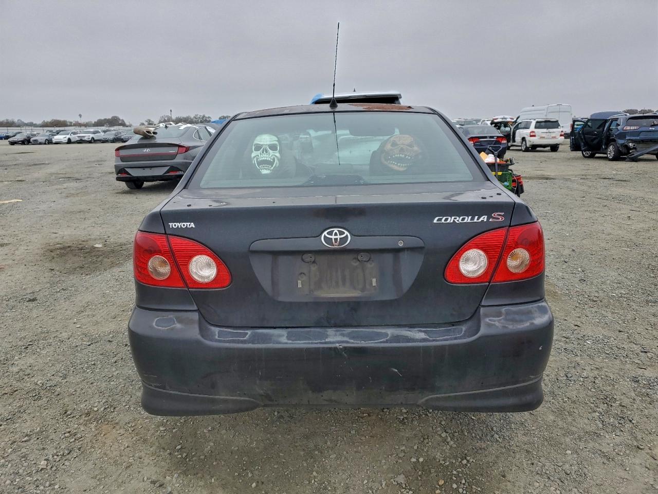 2005 TOYOTA COROLLA CE photo 6