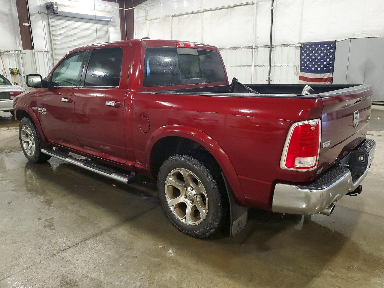 2016 RAM 1500 LARAMIE photo 2