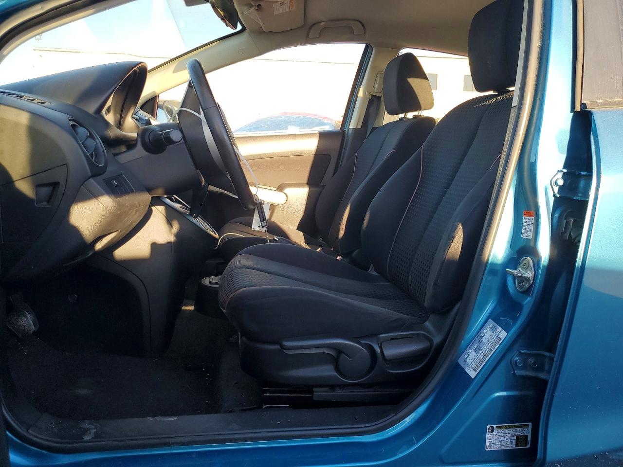2011 MAZDA MAZDA2 photo 7