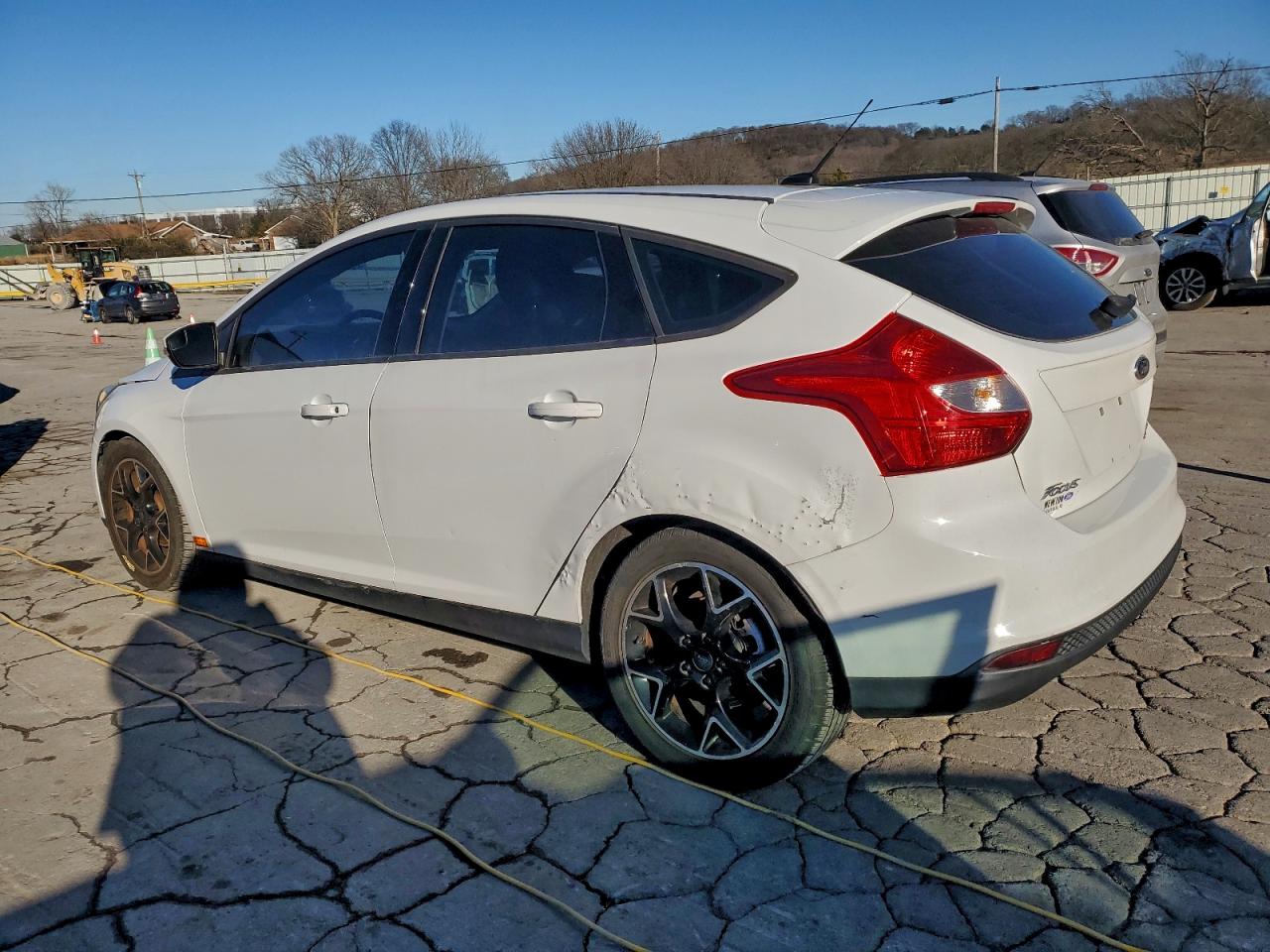 2014 FORD FOCUS SE photo 2