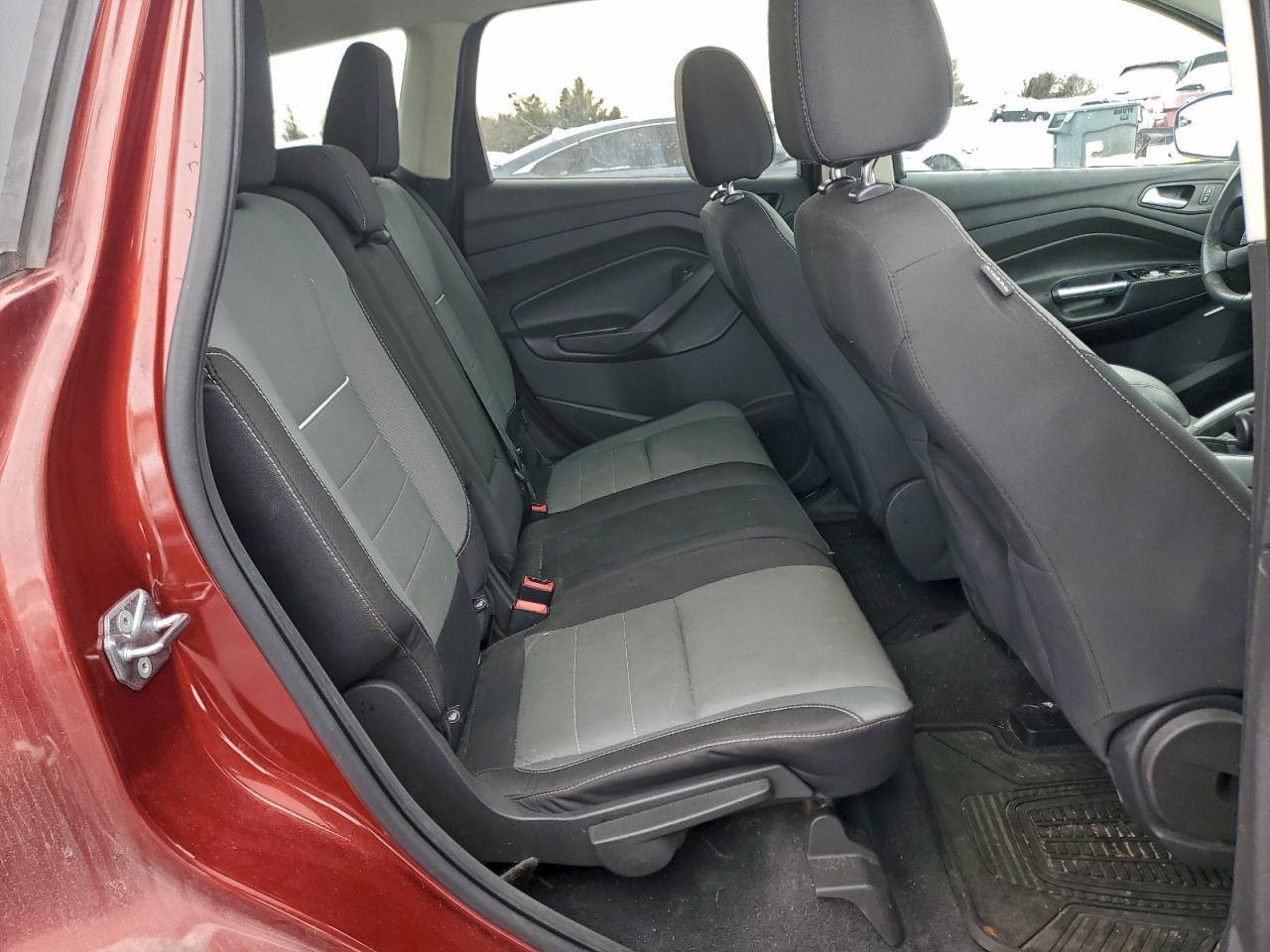 2015 FORD ESCAPE SE photo 10