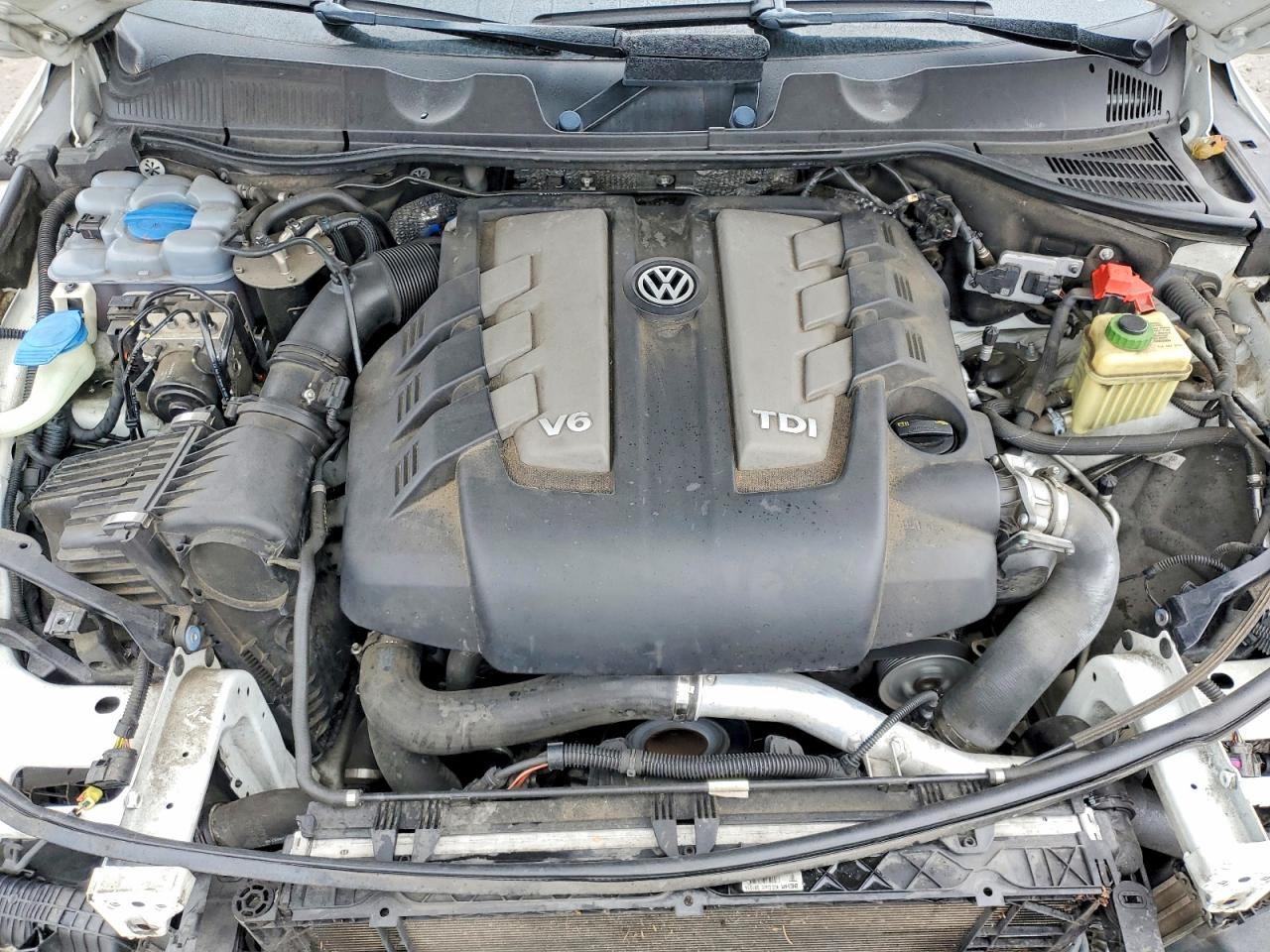2015 MERCEDES-BENZ C 300 photo 12