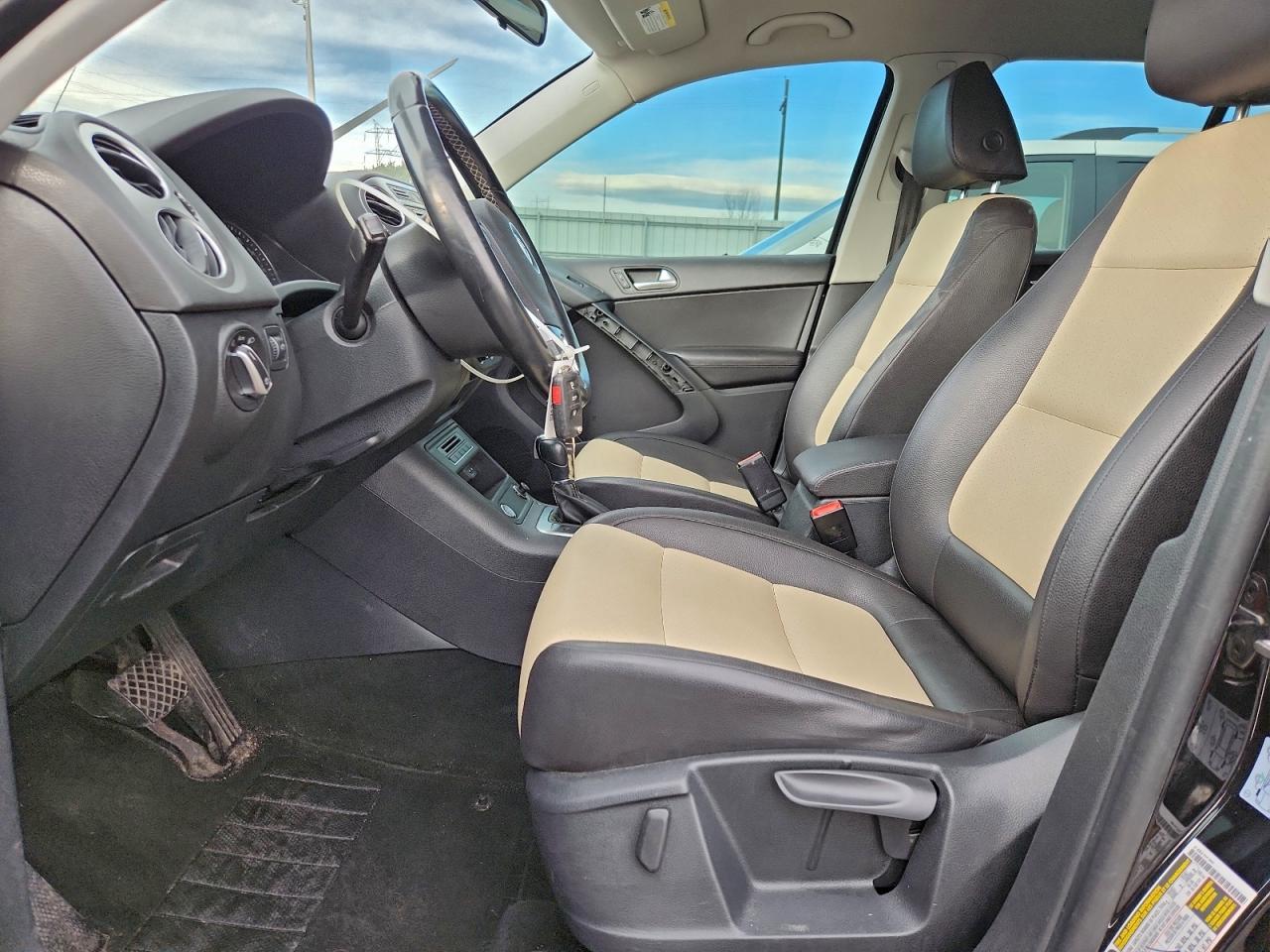 2016 VOLKSWAGEN TIGUAN S photo 7