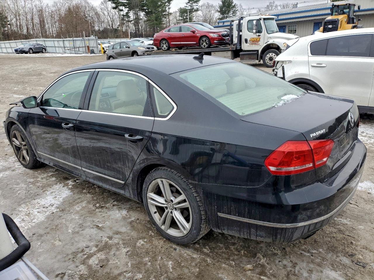 2015 VOLKSWAGEN PASSAT SE photo 2