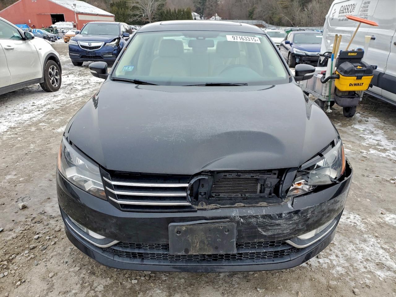 2015 VOLKSWAGEN PASSAT SE photo 5