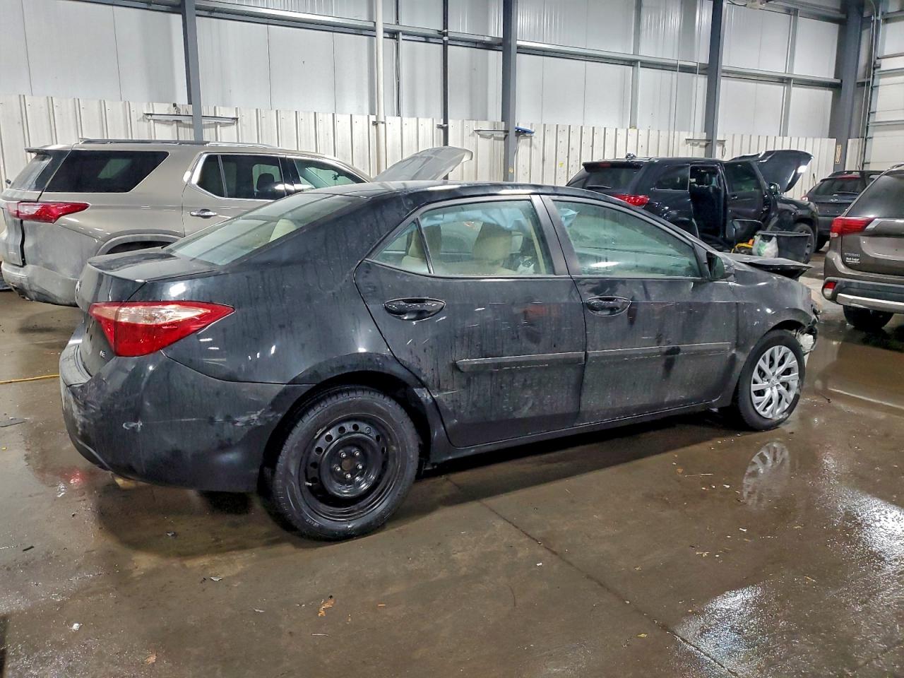 2017 TOYOTA COROLLA L photo 3