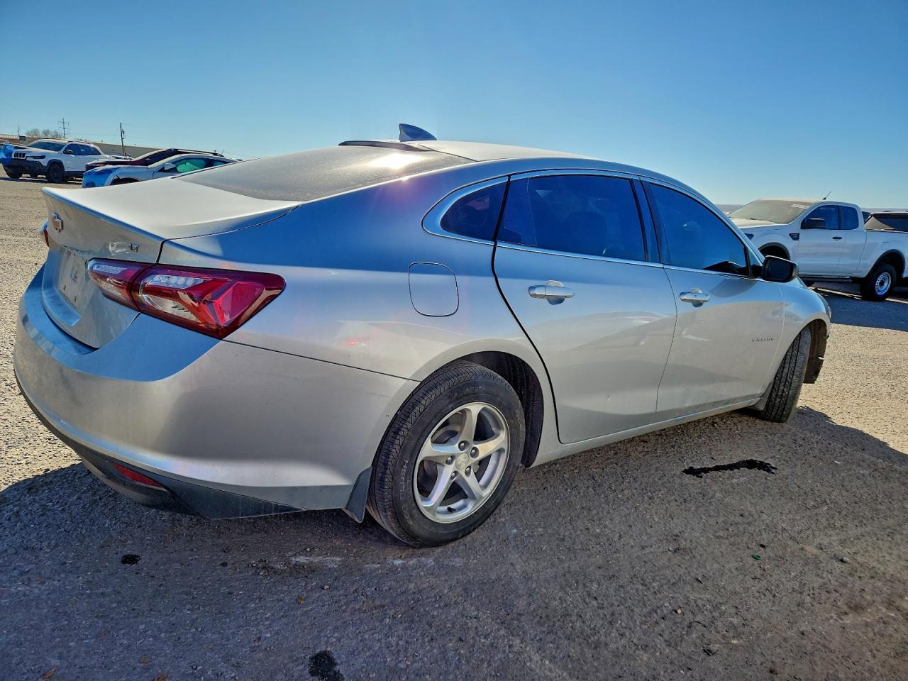 2020 CHEVROLET MALIBU LT photo 3
