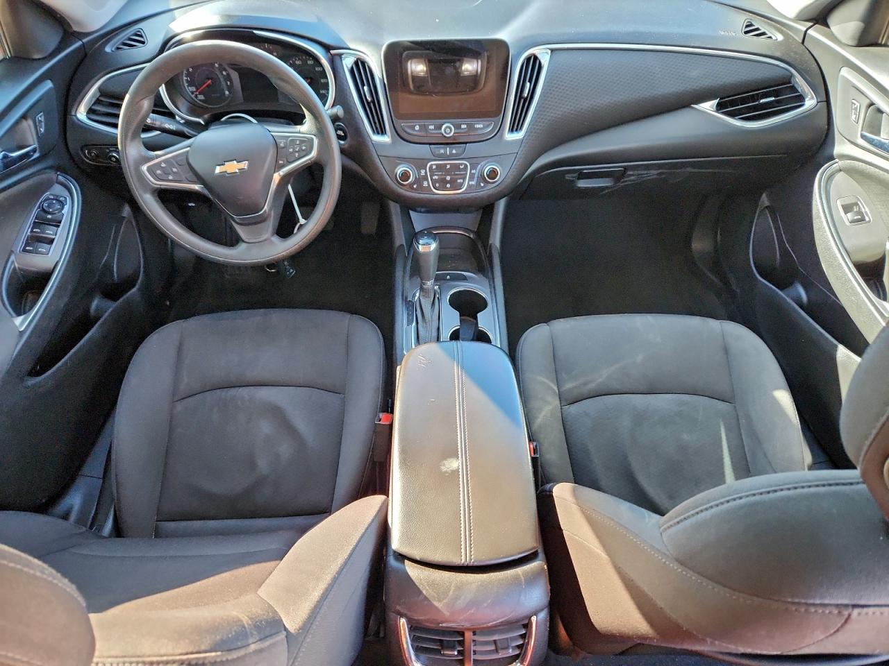 2020 CHEVROLET MALIBU LT photo 8
