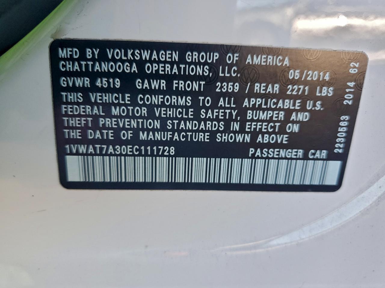 2014 VOLKSWAGEN PASSAT S photo 12