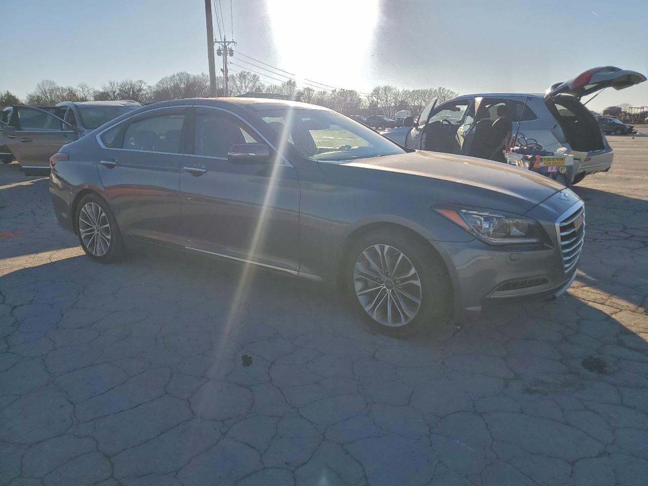 2015 HYUNDAI GENESIS 3.8L photo 4