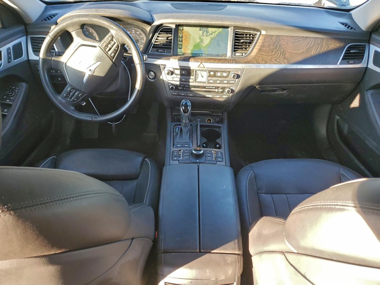 2015 HYUNDAI GENESIS 3.8L photo 8