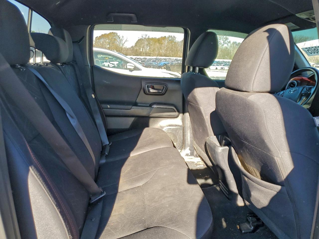 2017 TOYOTA TACOMA DOUBLE CAB photo 10