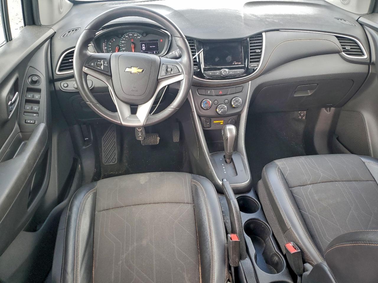 2020 CHEVROLET TRAX 1LT photo 8
