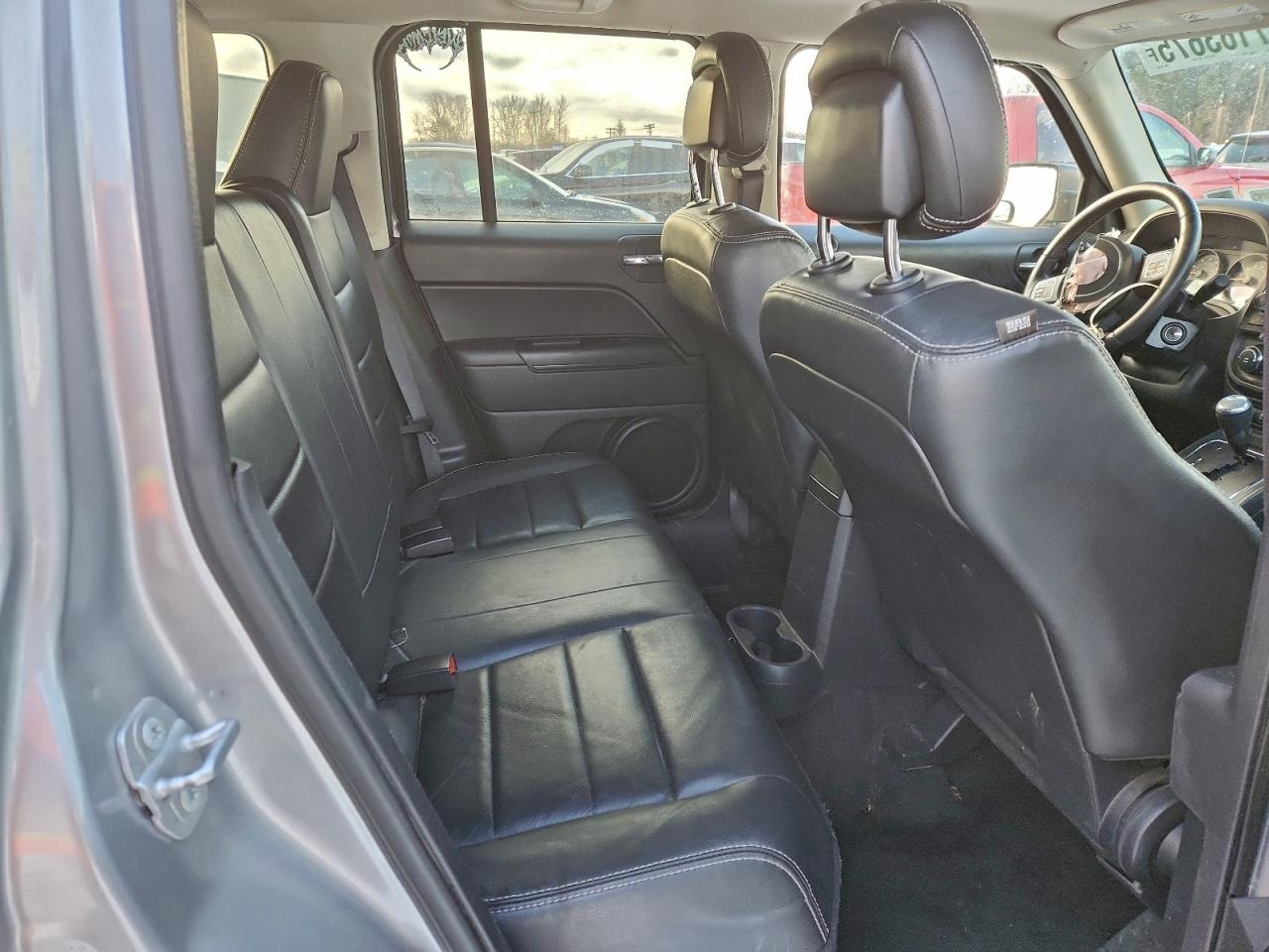 2015 JEEP PATRIOT LATITUDE photo 11