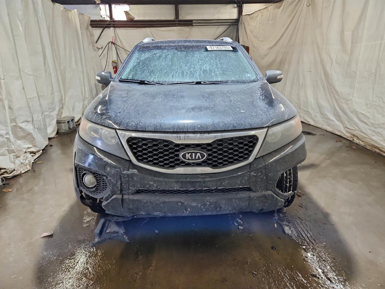 2013 KIA SORENTO LX photo 5