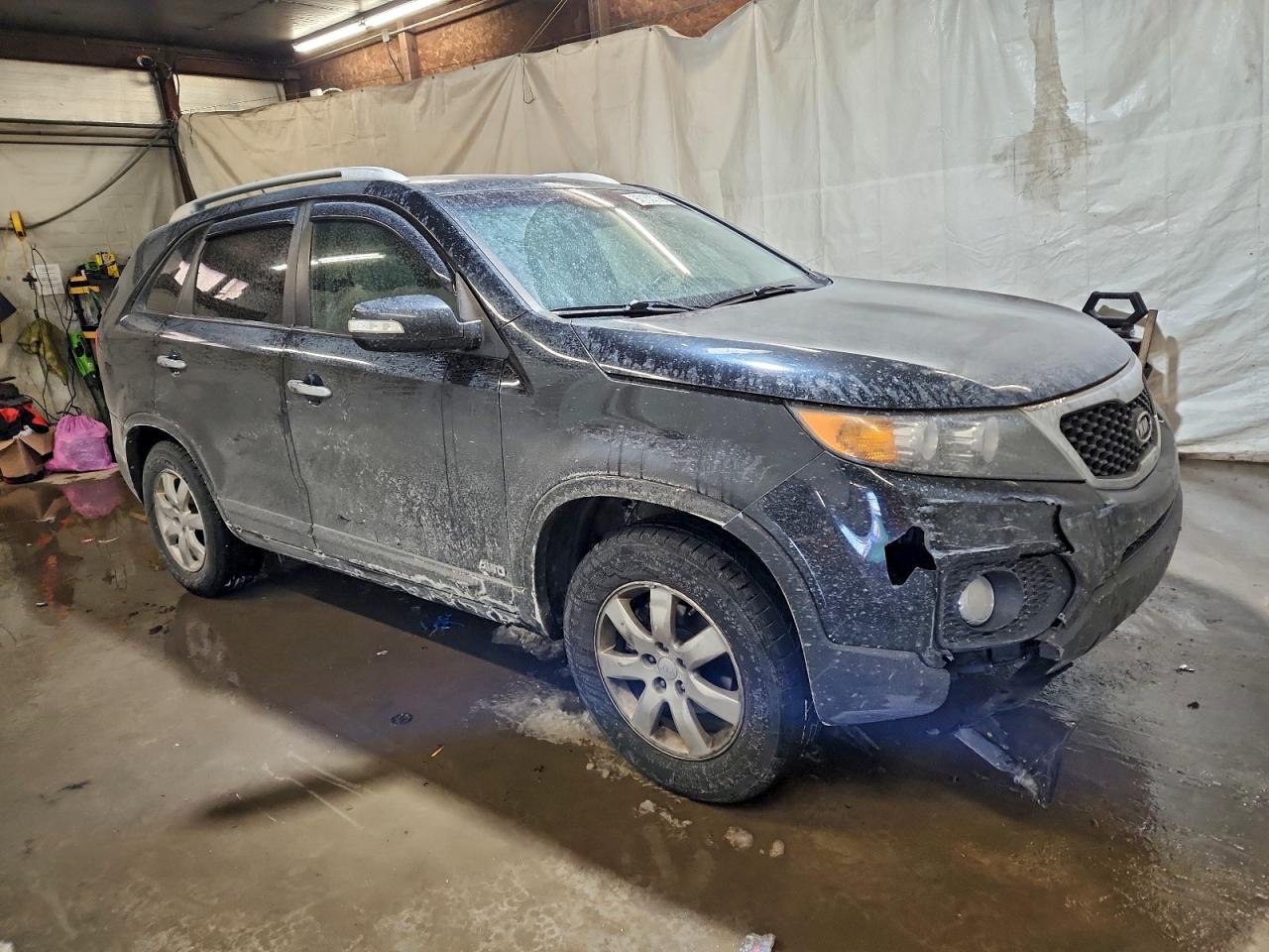 2013 KIA SORENTO LX photo 4