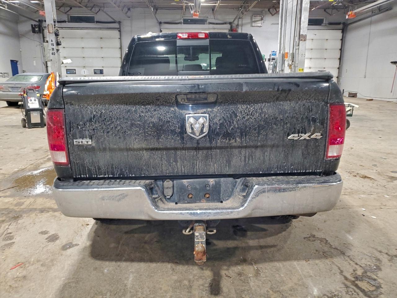 2014 RAM 1500 SLT photo 6