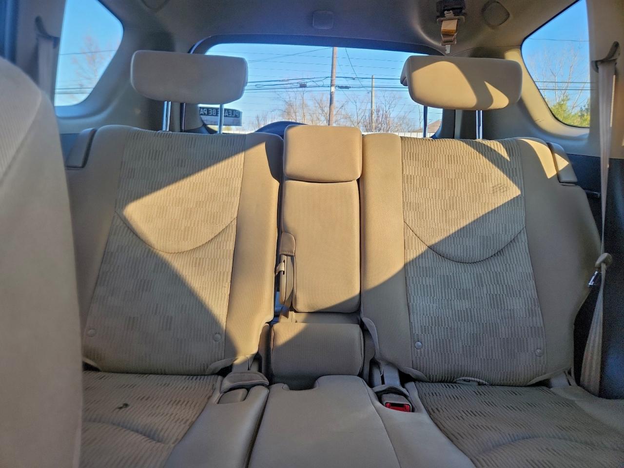 2010 TOYOTA RAV4 photo 10
