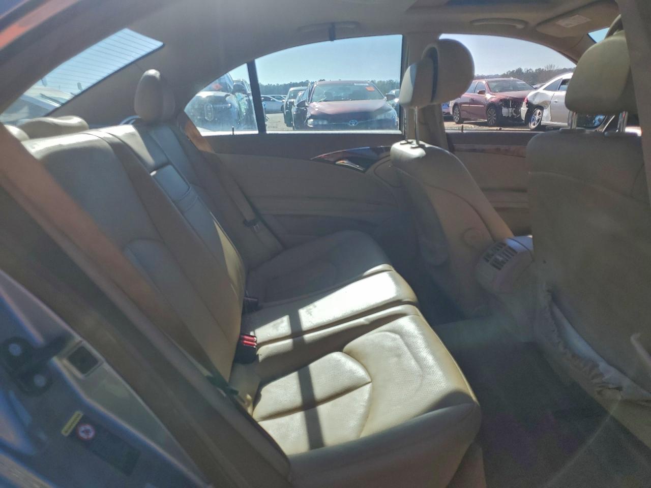 2009 MERCEDES-BENZ E 350 photo 10