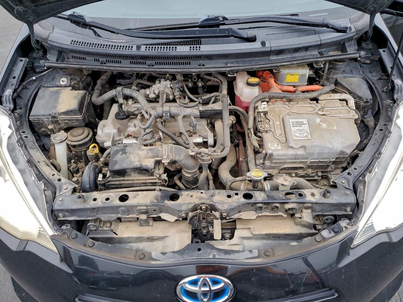 2014 TOYOTA PRIUS C photo 11