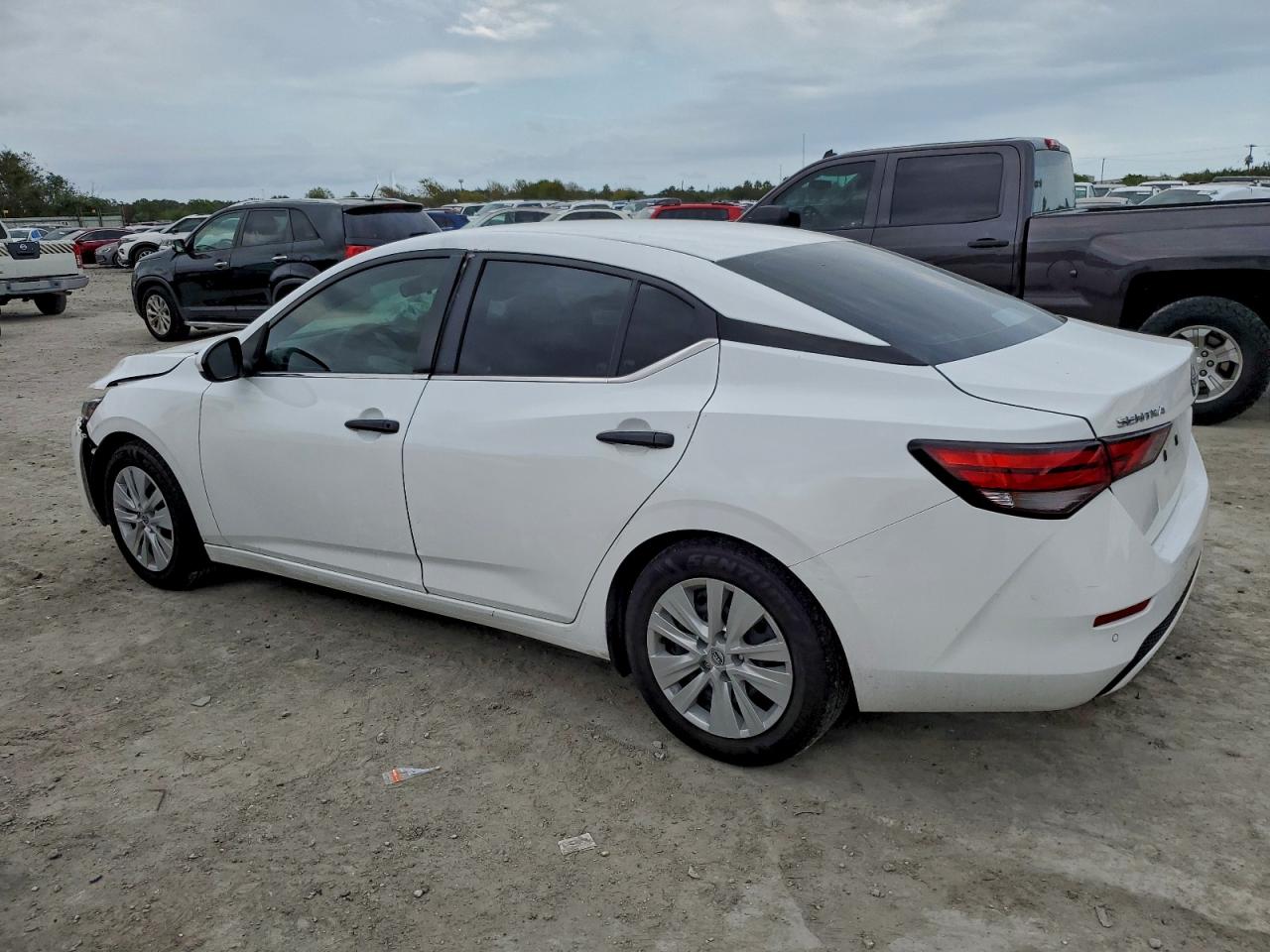 2024 NISSAN SENTRA S photo 2