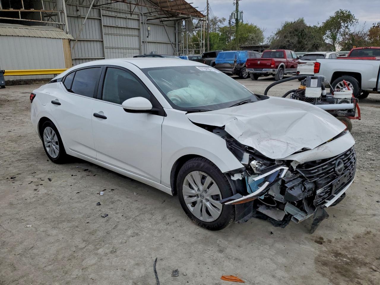 2024 NISSAN SENTRA S photo 4