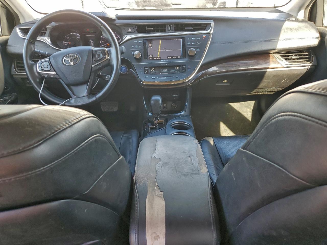 2013 TOYOTA AVALON HYBRID photo 8