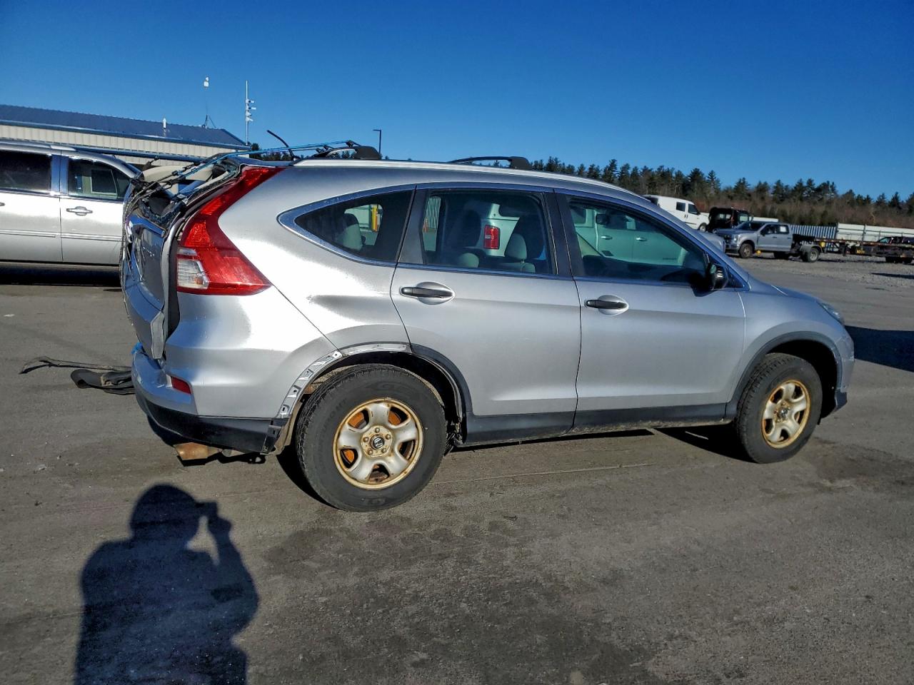 2016 HONDA CR-V LX photo 3