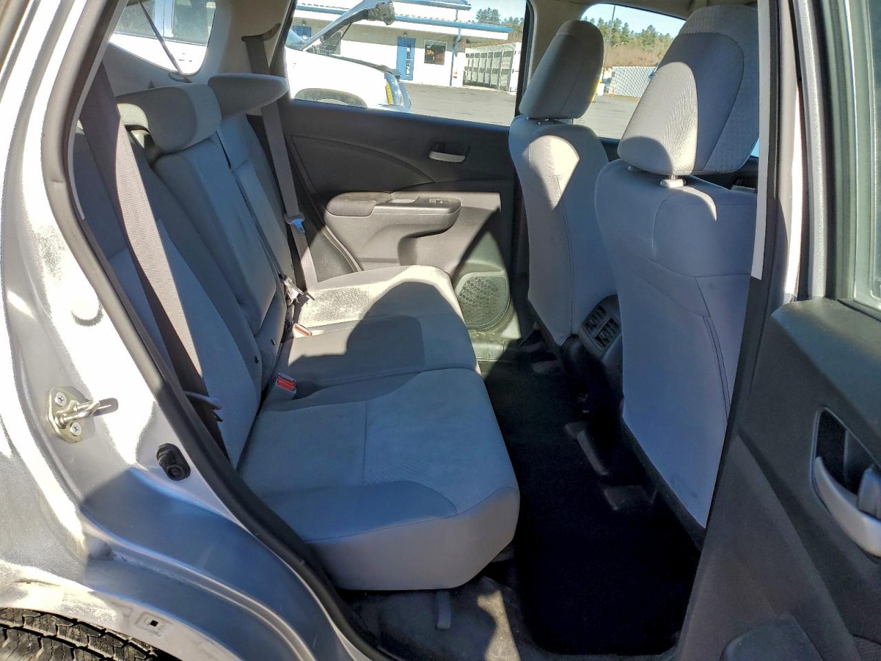 2016 HONDA CR-V LX photo 10