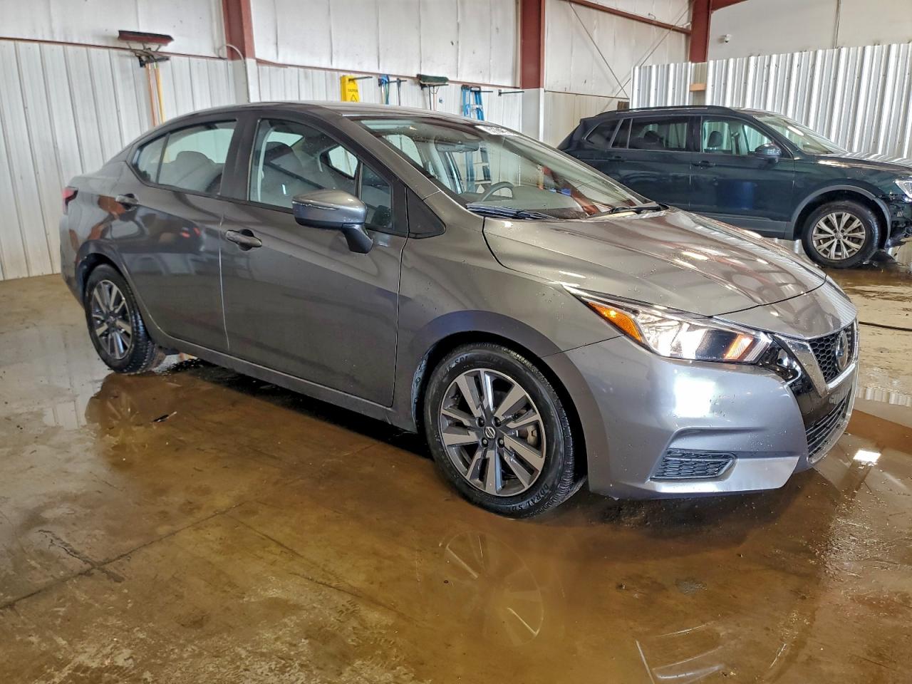 2021 NISSAN VERSA SV photo 7