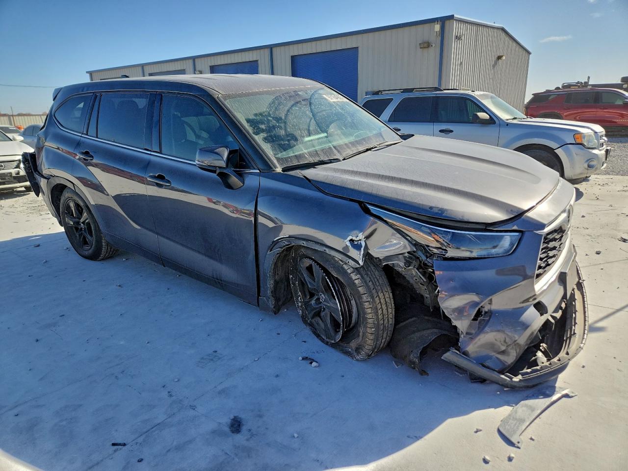 2022 TOYOTA HIGHLANDER L photo 4