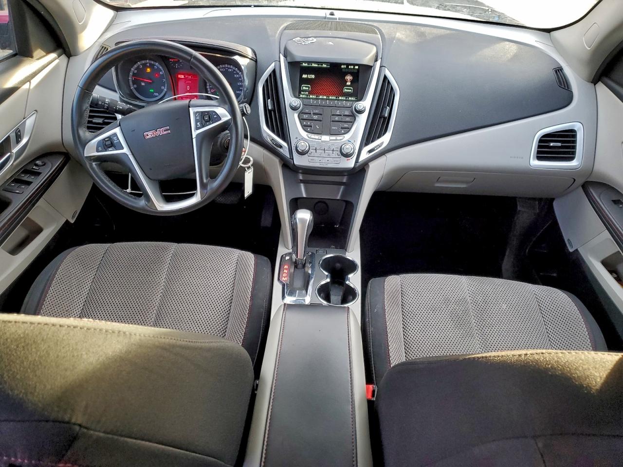 2015 GMC TERRAIN SLE photo 8