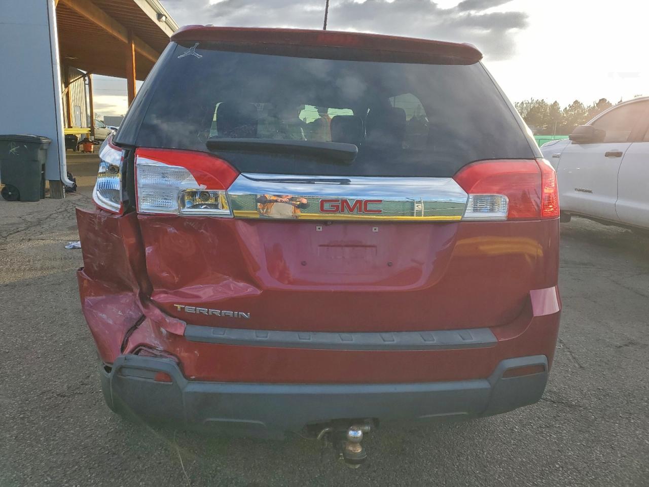 2015 GMC TERRAIN SLE photo 6
