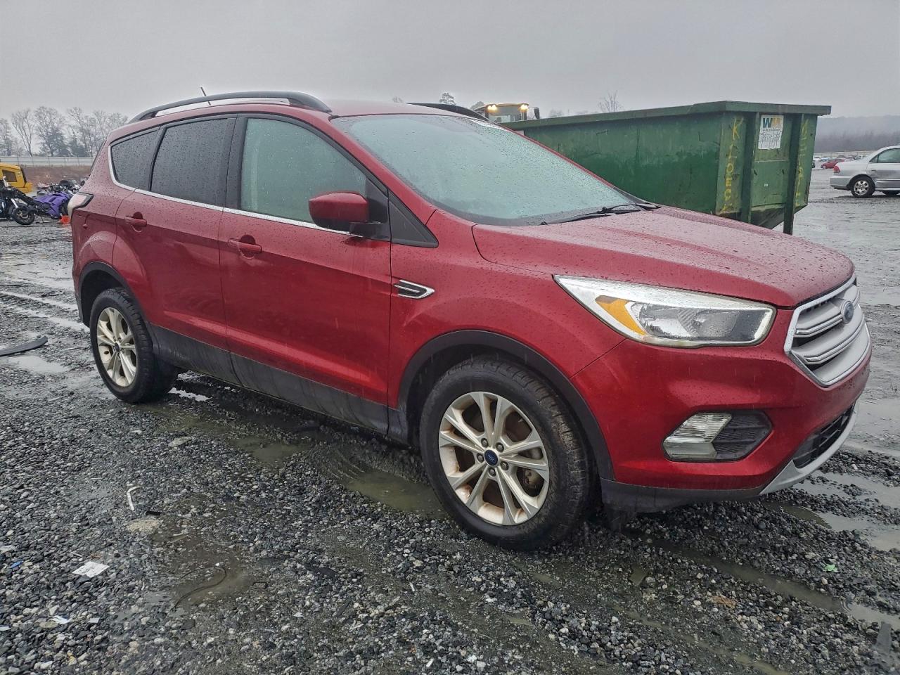 2018 FORD ESCAPE SE photo 4