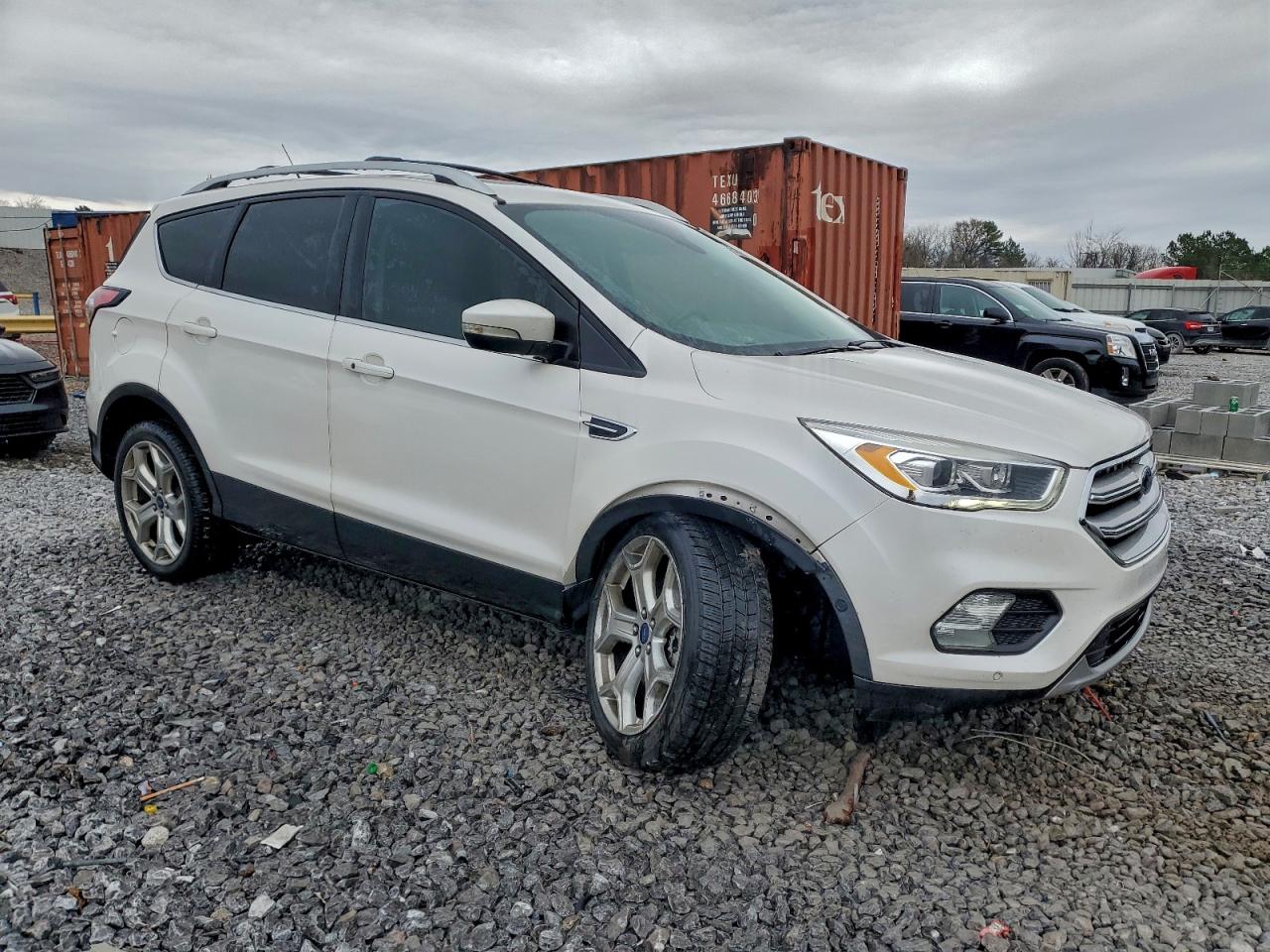2018 FORD ESCAPE TITANIUM photo 4