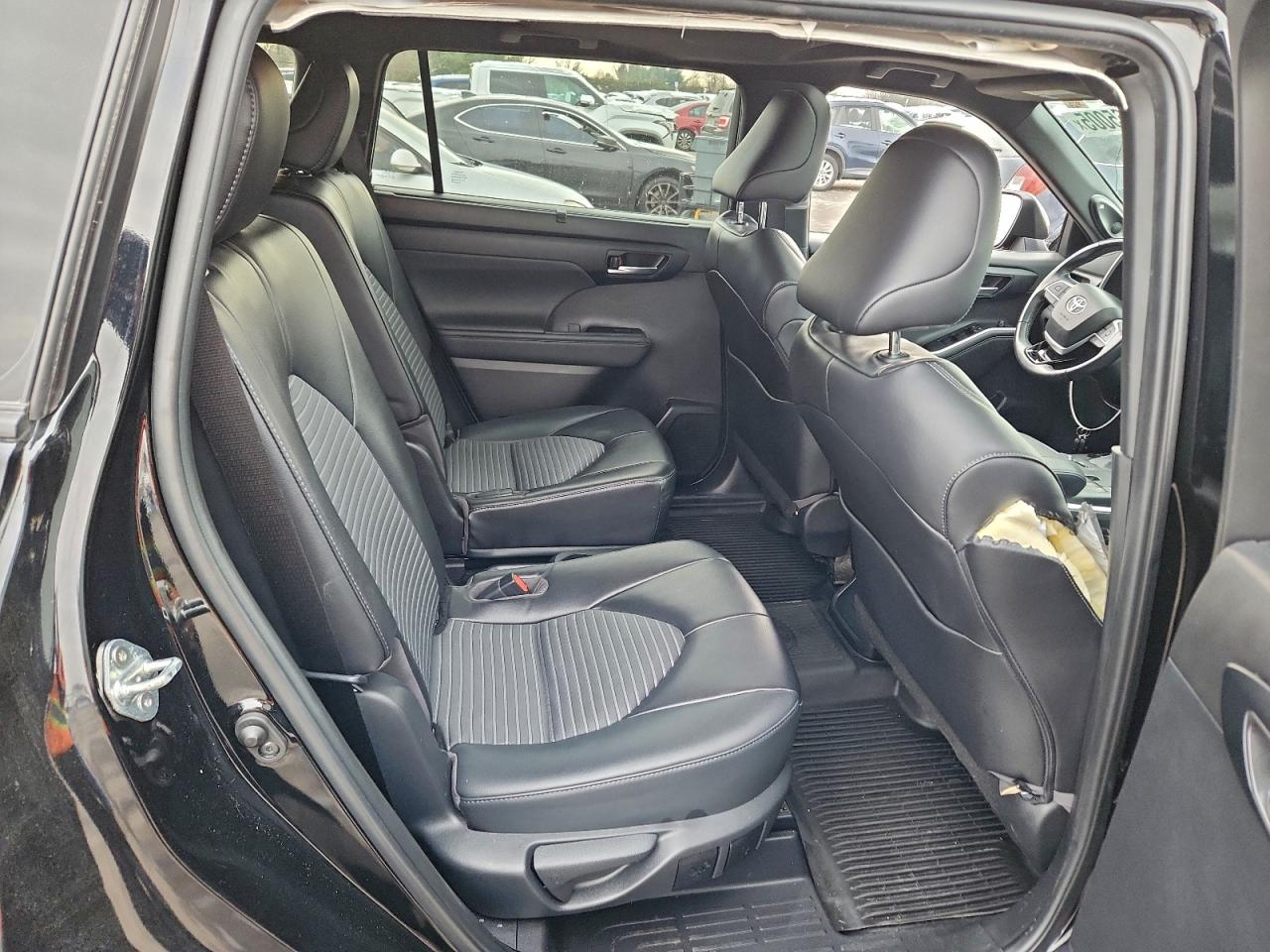 2023 TOYOTA HIGHLANDER L photo 11