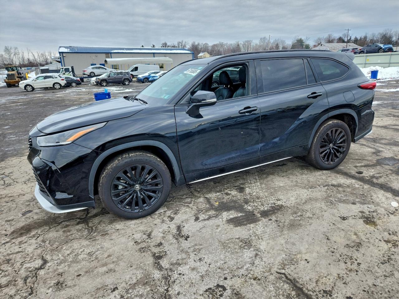 2023 TOYOTA HIGHLANDER