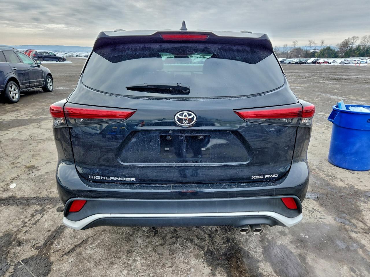 2023 TOYOTA HIGHLANDER L photo 6