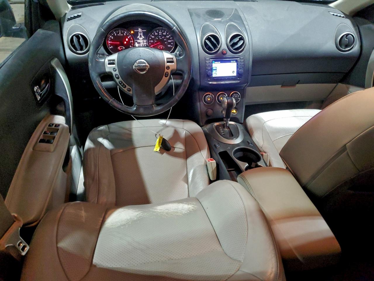 2011 NISSAN ROGUE S photo 8