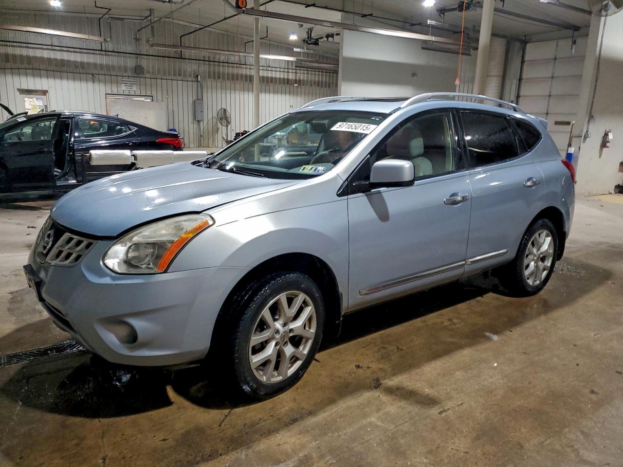 2011 NISSAN ROGUE