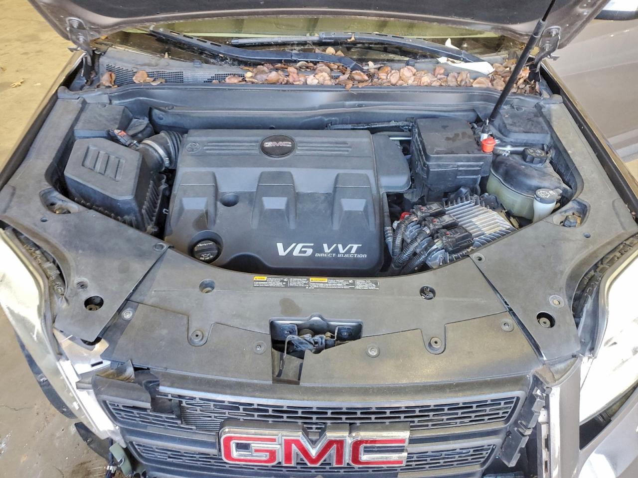 2012 GMC TERRAIN SLT photo 11