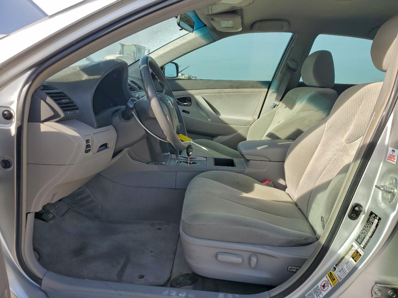 2009 TOYOTA CAMRY BASE photo 7