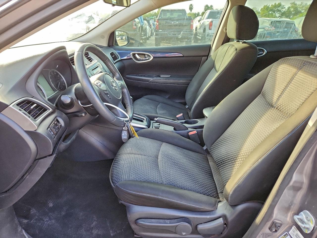 2017 NISSAN SENTRA S photo 7